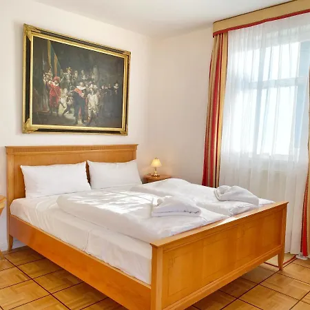 - Quisisana, Whg 2 Апартаменты Засниц