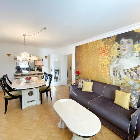 - Quisisana, Whg 2 Апартаменты Засниц