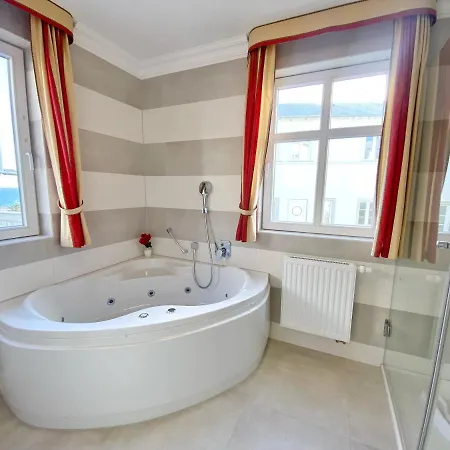 - Quisisana, Whg 2 * Засниц