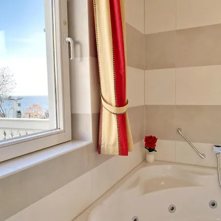 - Quisisana, Whg 2 Засниц