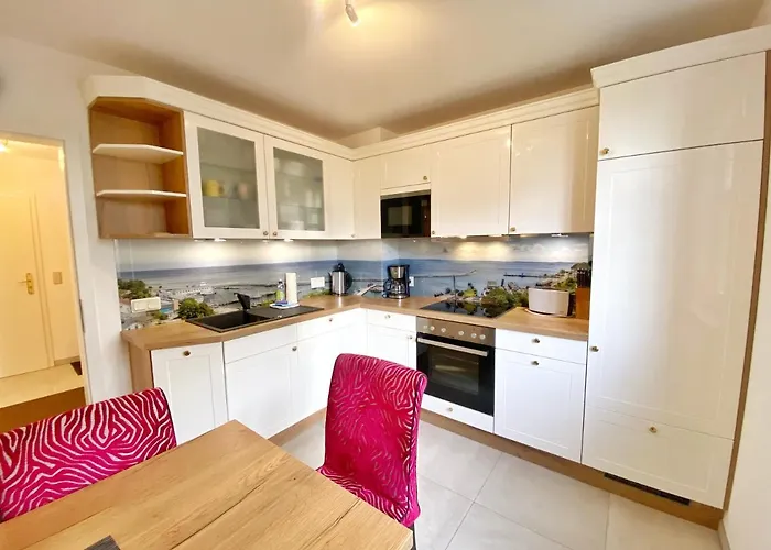 - Quisisana, Whg 2 Apartment Sassnitz